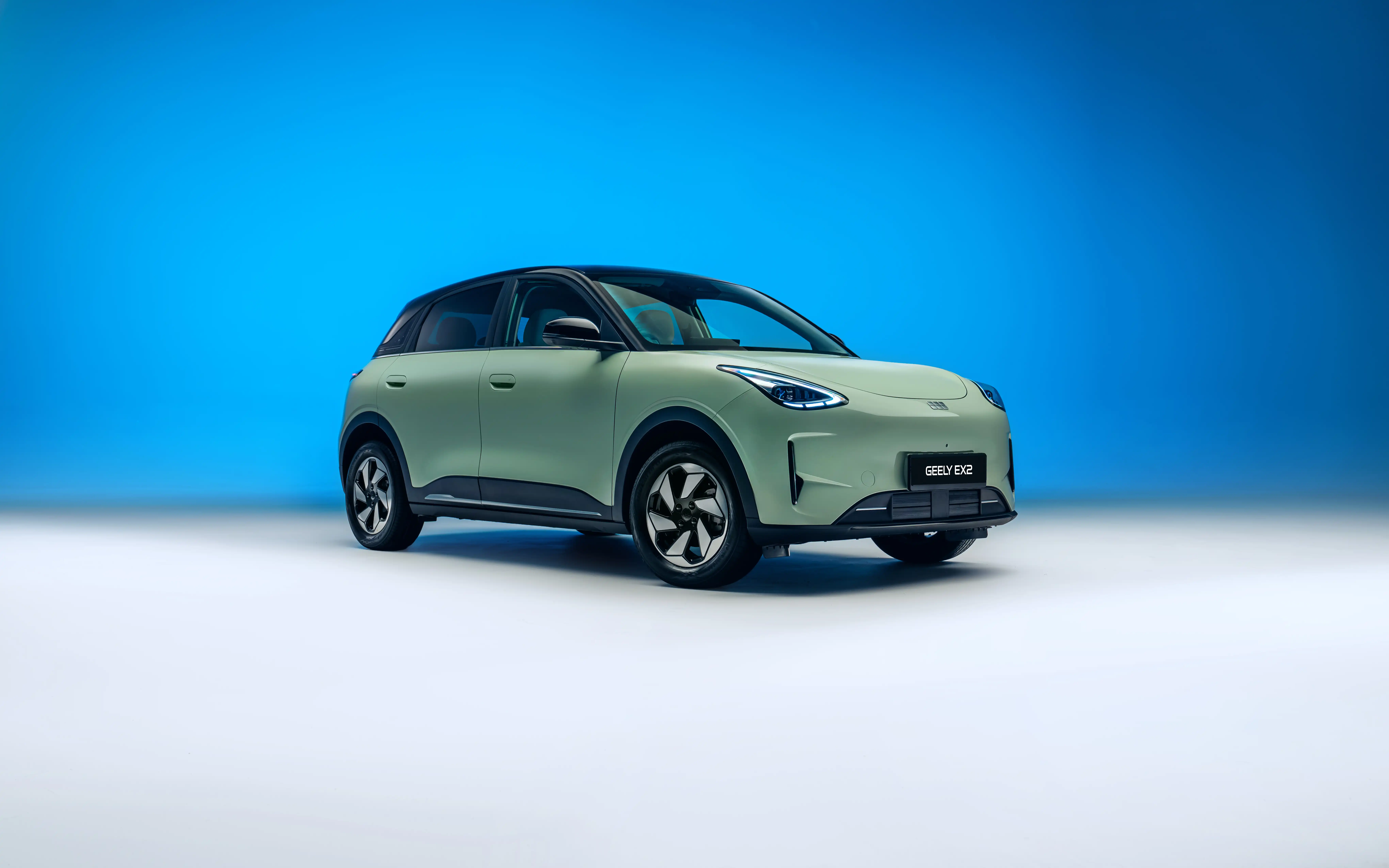 Image of Geely EX2